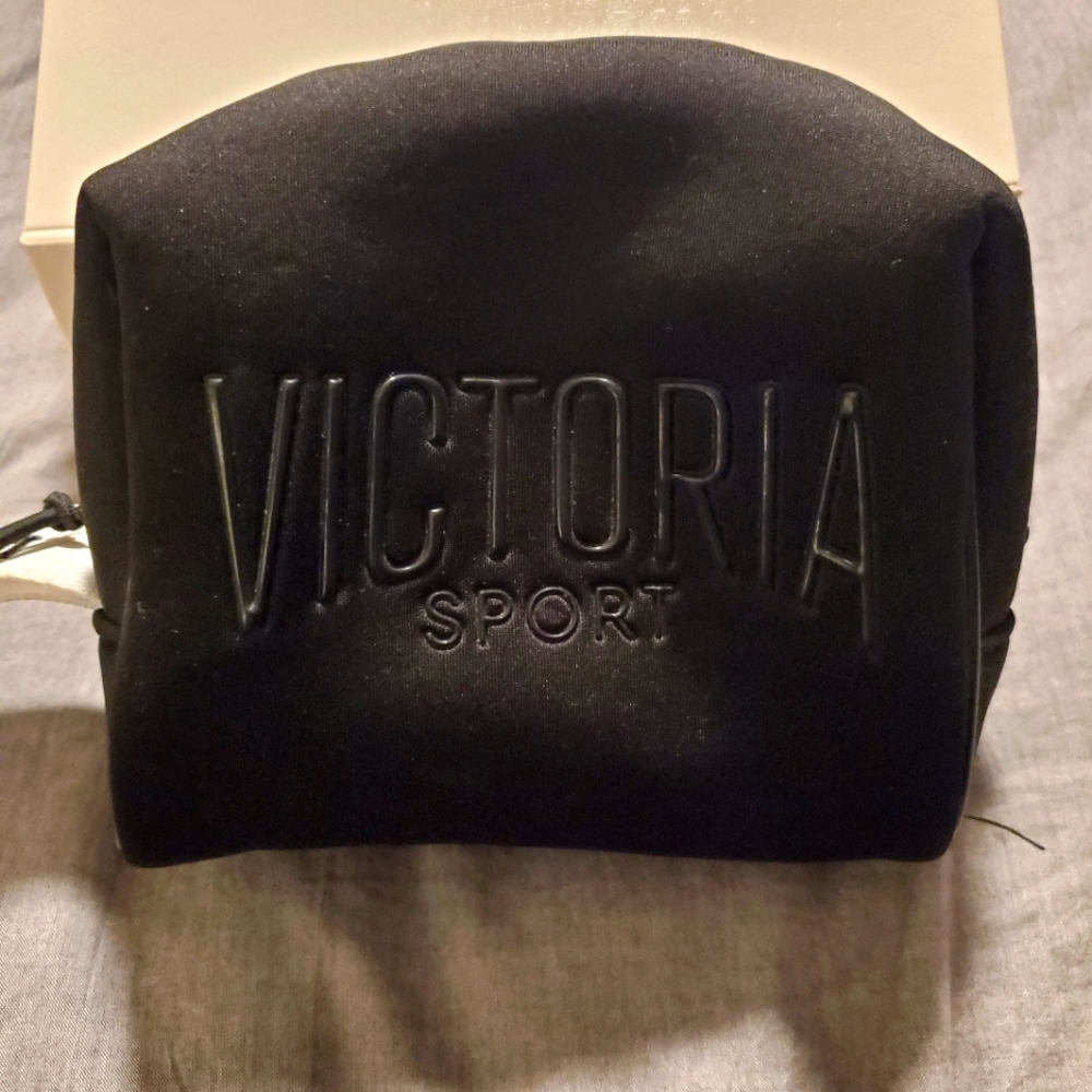 Victoria sport neoprene pouch